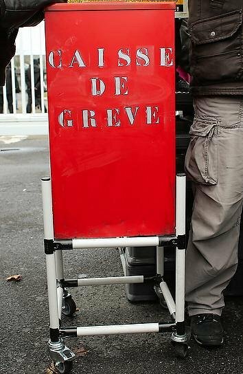 Soutenir la lutte c'est aussi ouvrir les caisses de grève ! - Paris-luttes.info